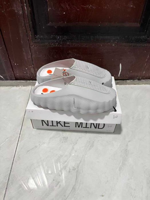 Nike Mind 001 Biały buty sportowe do użytku na zewnątrz R.39