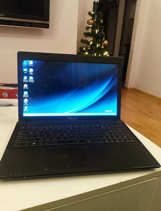 Ładny,szybki,sprawny laptop Asus,torba na laptopa GRATIS!