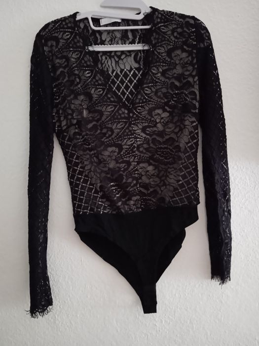 Body preto renda TAM M