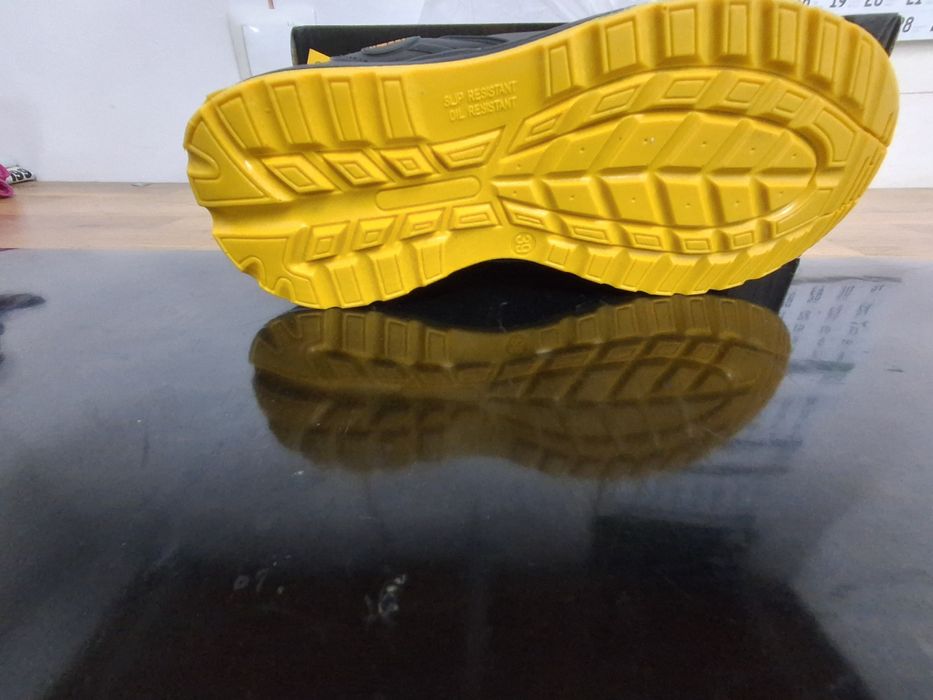 Buty robocze damskie
