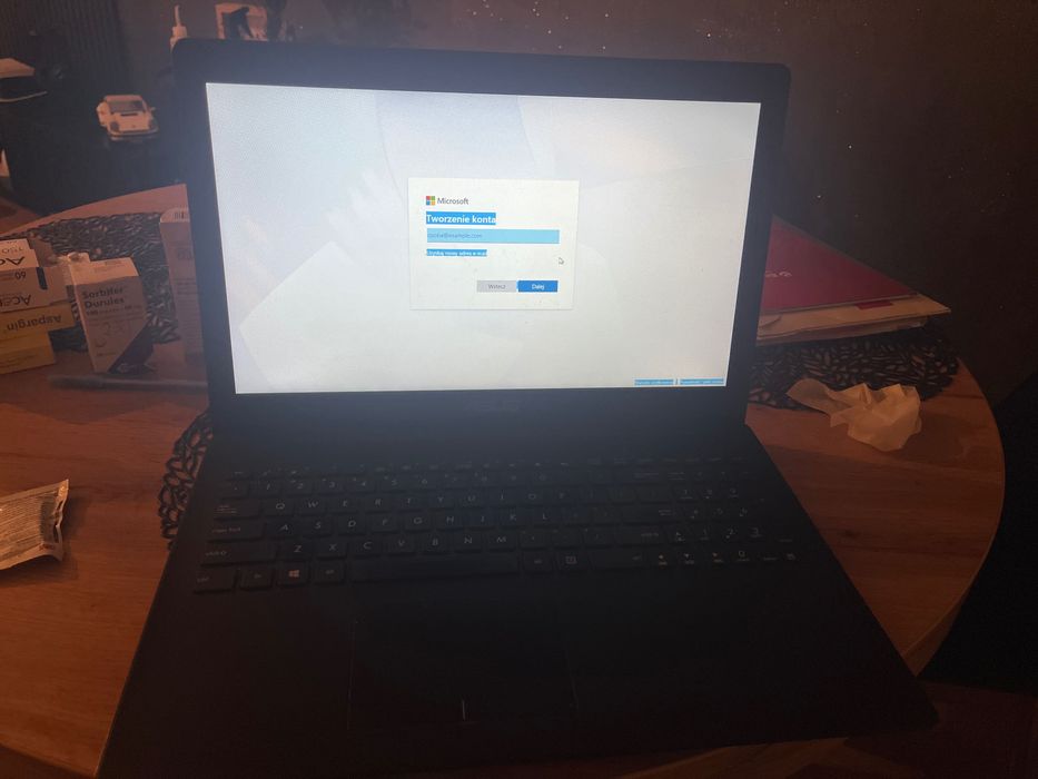 Sprzedam laptopa Asusa