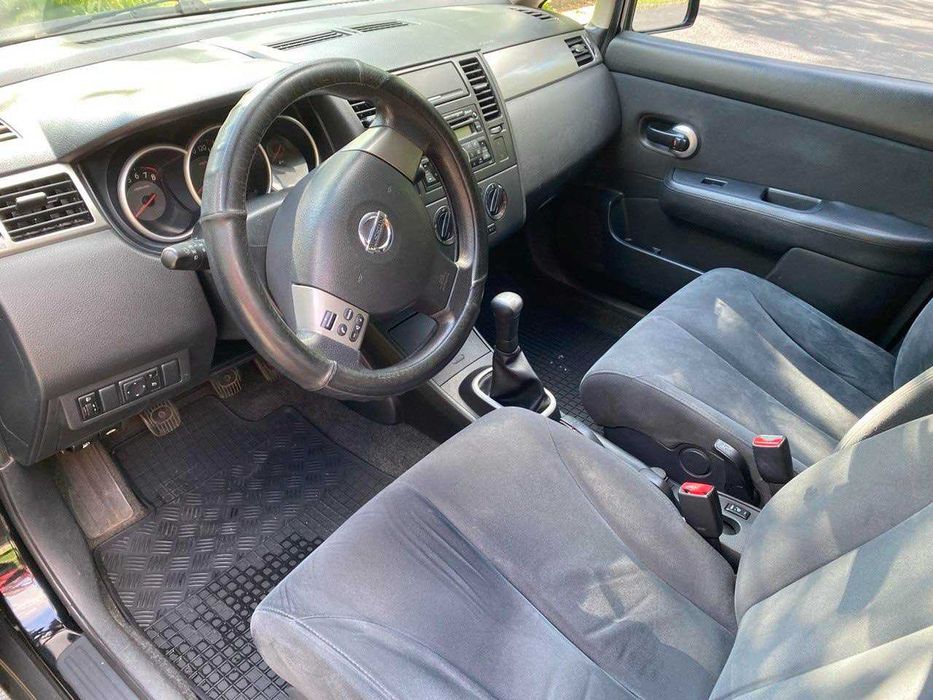 Продам Nissan Tiida 2008