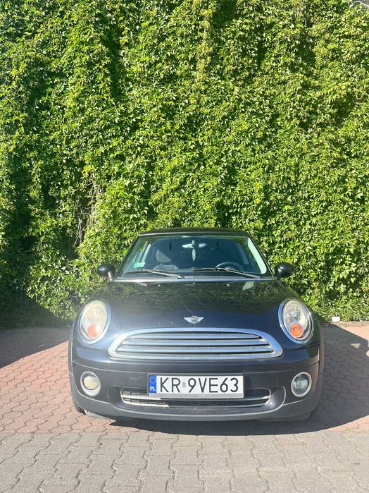 Sprzedam zadbane Mini One  2007