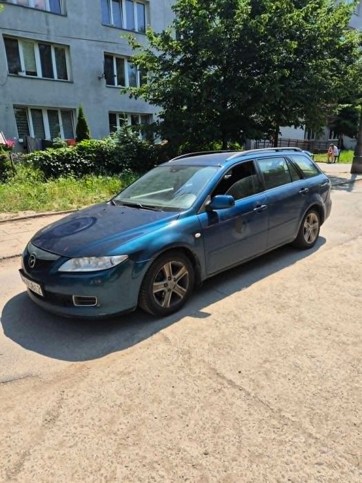 Samochód MAZDA 6