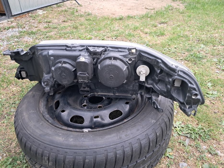 Lampa Renault Laguna