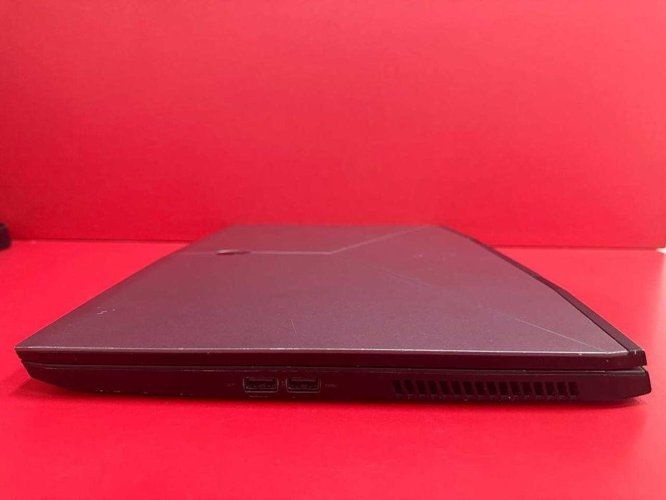 Alienware m17 | 17.3"