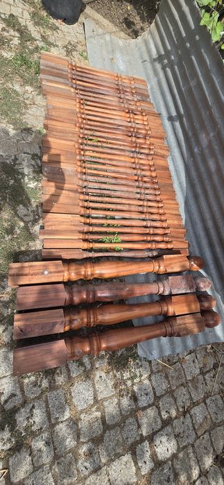 Balaustres em madeira
