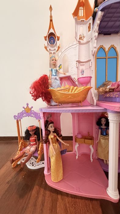 Castelo das Princesas Disney ( sem as bonecas)