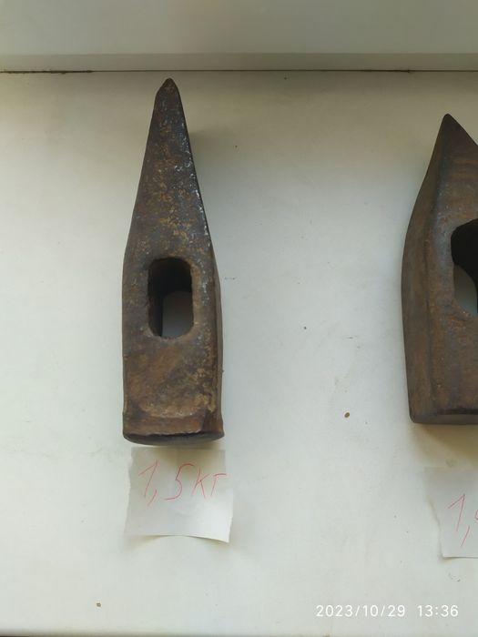 Кувалда советская 4 кг без ручки, 1,5 кг, 1,4