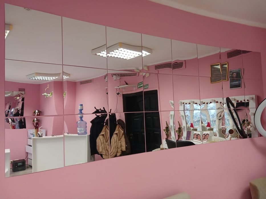 Продам меблі для студії краси