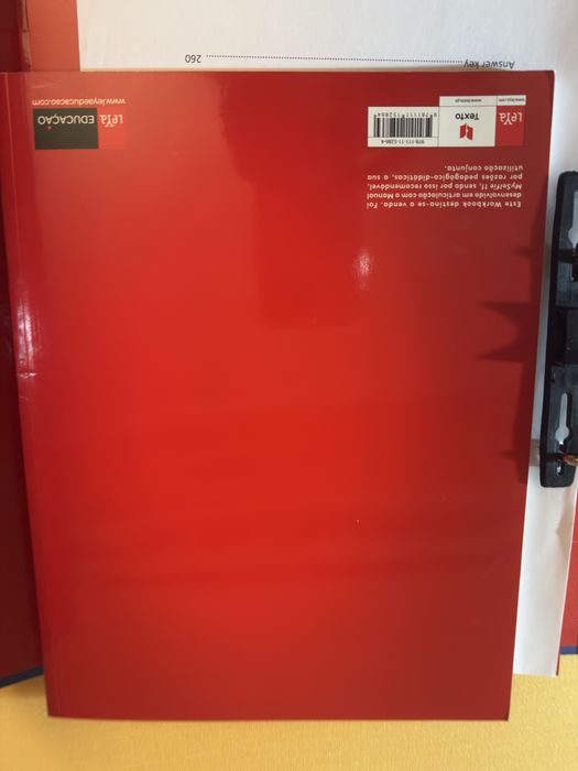 Dossier do professor e caderno de fichas - Inglês 11.•Ano