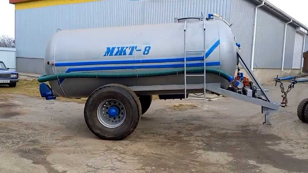Бочка-розкидач МЖТ-8 з вакумною установкою для навозу чи води