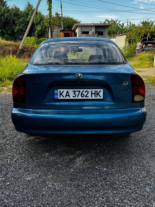 Продам Daewoo Sens 2013 года 1.3л Газ-бегзин Механика