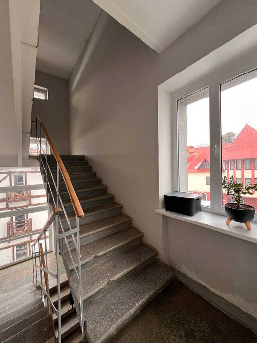 Продаж приміщення Брюховичі окрема будівля Без Комісії