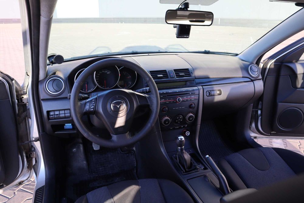 Продам Авто Mazda3 2005