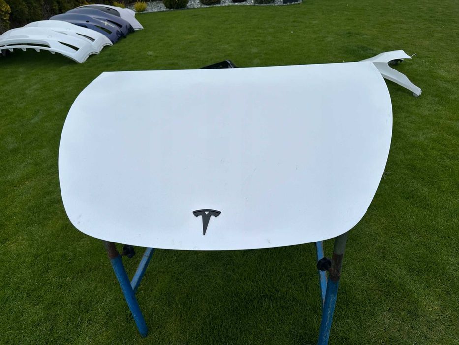 Капот Tesla model Y разбор шрот