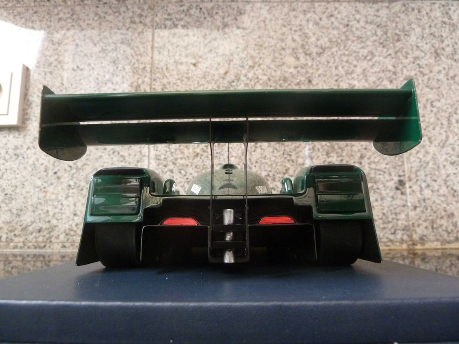 Raro, 1:18 MCW,Jaguar XJR-11, JVC, Fuji 1991, AutoArt, Minichamps