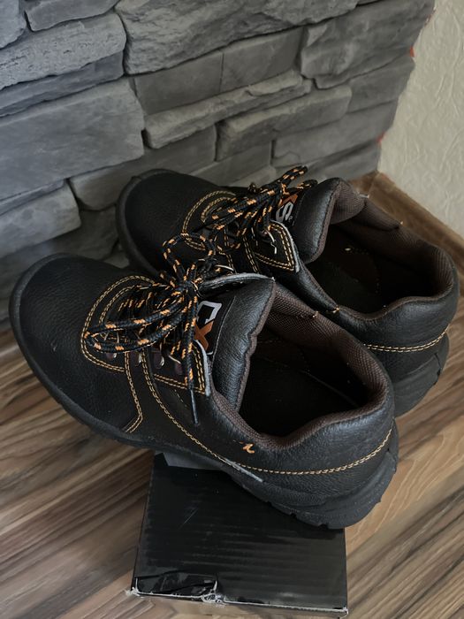 CXS‼️buty robocze Roz.39‼️