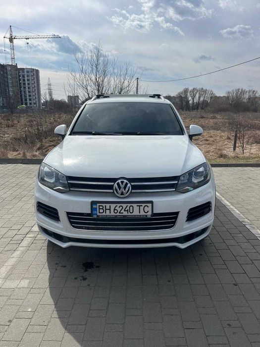 Продаю авто Volkswagen Touareg