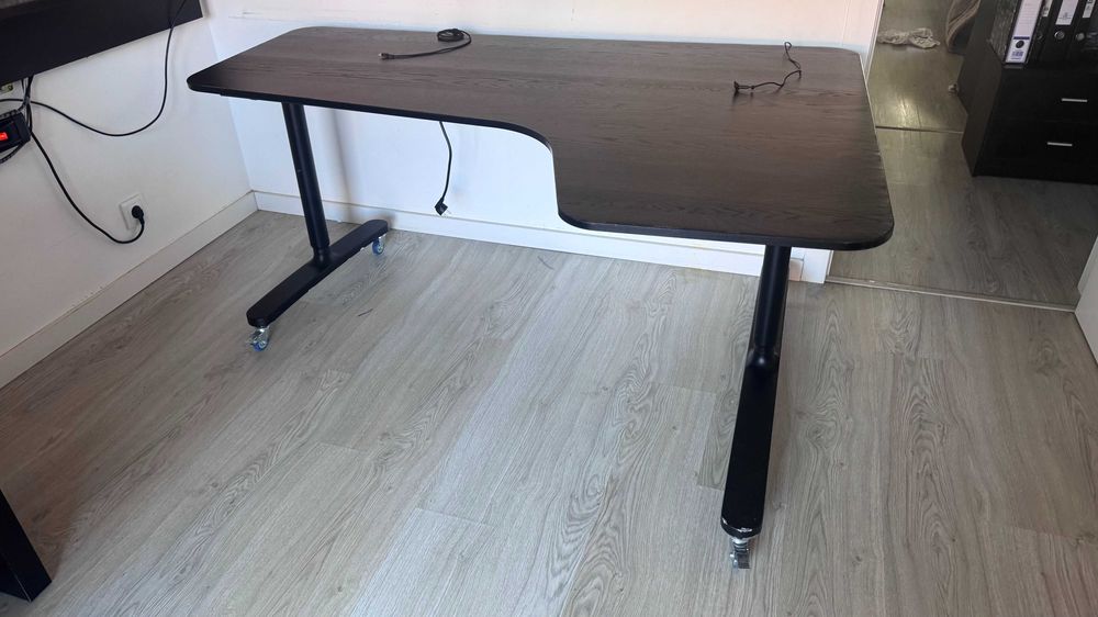 Secretária (mesa de escritório)