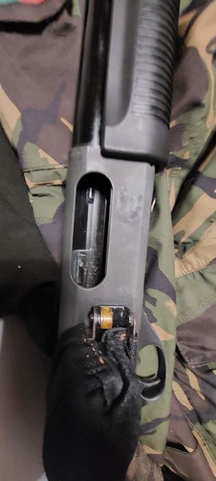 Vendo shotgun airsoft bom estado