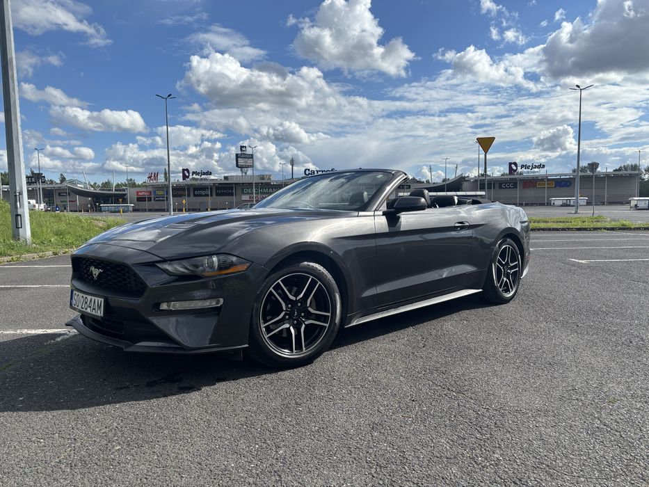 Ford Mustang Cabrio ZAMIANA