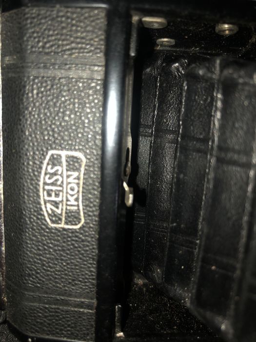 Maquina fotografica antiga a rolo