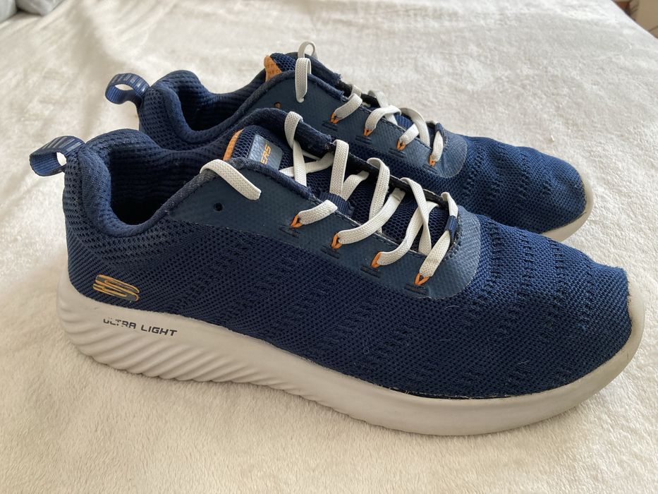 Кросівкі Skechers розмір 40-41