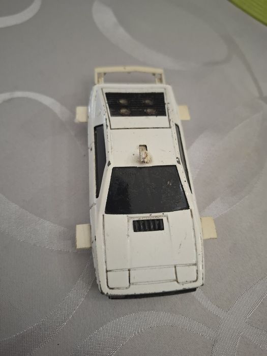 Carro de coleção-Lotus Esprit do James Bond 007