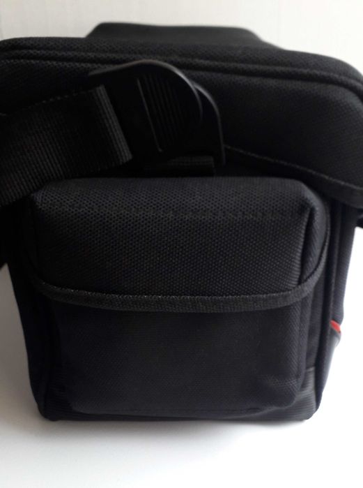 Mala/Estojo para material fotográfico c/bolsas laterais - Novo !