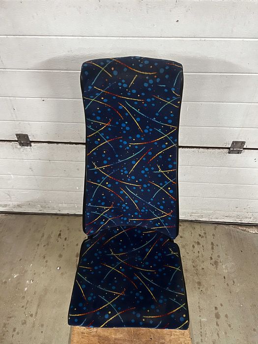 Сидіння в авто, салон авто, сидушки, сідушки ,автосидіння, автокрісло