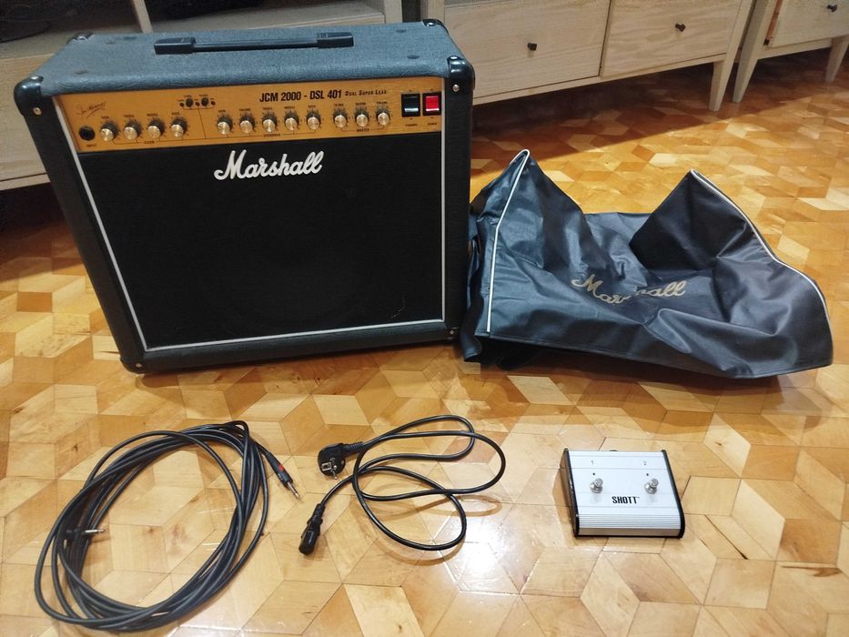 Marshall JCM 2000 DSL401 40W + footswitch + pokrowiec + kable
