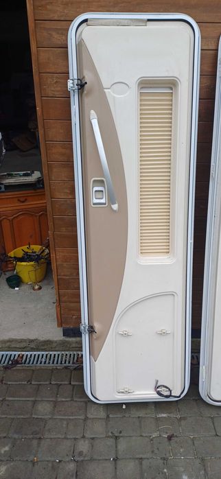 Drzwi wejsciowe Hartal przyczepa kempingowa kamper