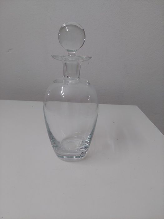 Garrafa de cristal ivima
Novo nunca usado