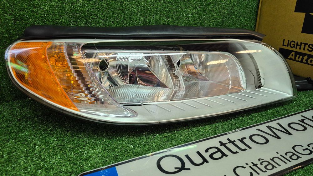 Otica Farol Direito Volvo V70 XC70 S80 Ref. 20-11949-15-2 NOVO