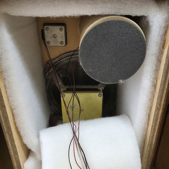 Colunas Wharfedale Dovedale III