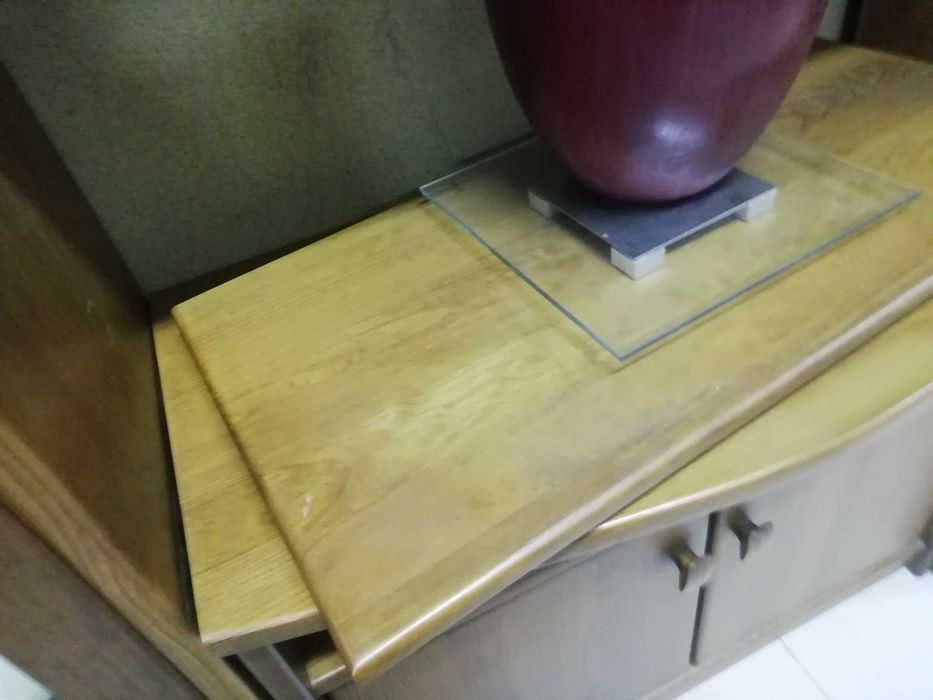 Estante  com tampo Giratorio para TV