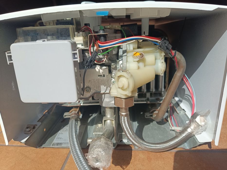 Terma Junkers Powercontrol-ogrzewacz wody WRDP piecyk do ogrzewania wody-LED-stan ideal