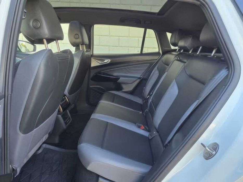 Volkswagen ID.4 Pro S      2024