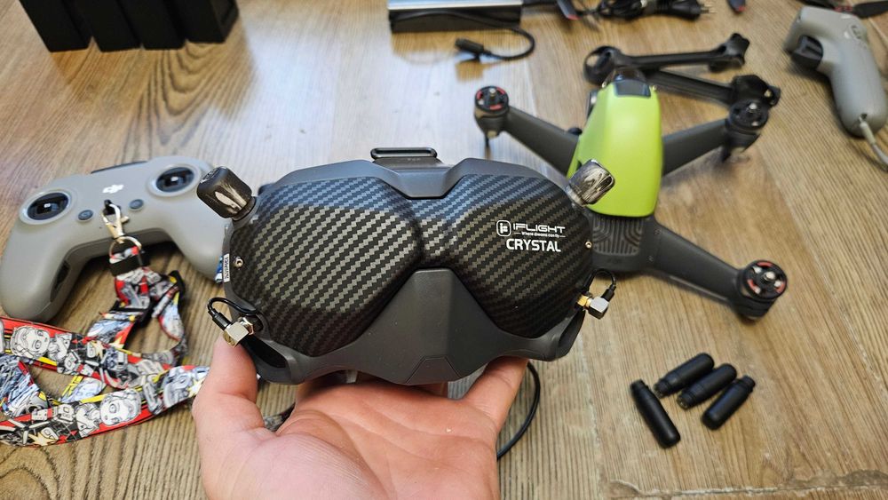 DJI FPV Fly More Combo drugi dron gratis 4 baterie