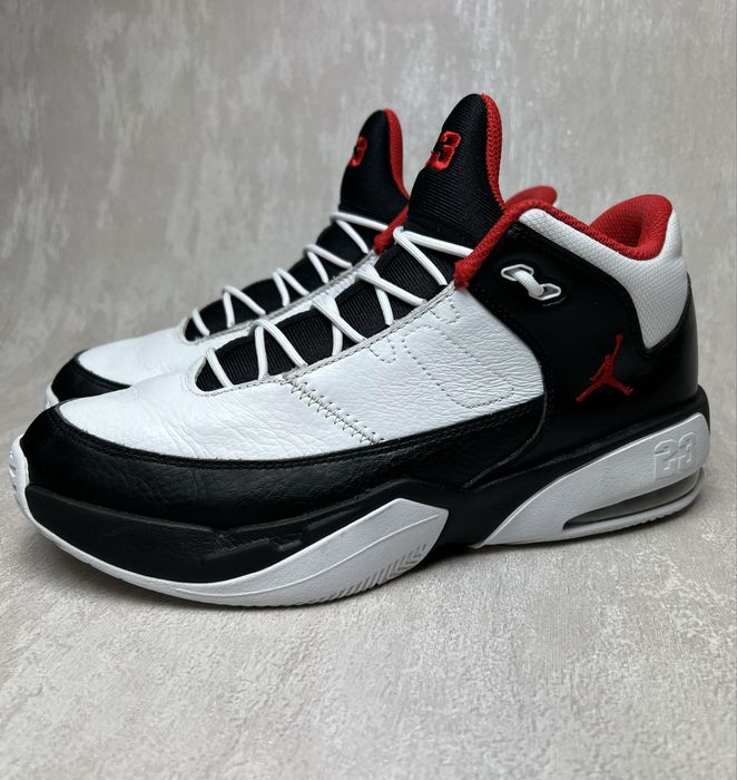 Кросівки чоловічі Air Jordan Max Aura 3 White/Black