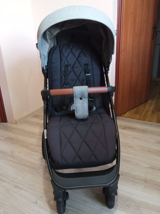 Wózek spacerowy Stinger 4 Baby AIR