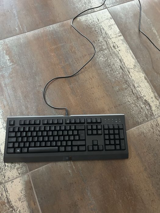 Teclado razer sypnase