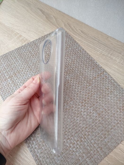 Прозорий чохол для телефона