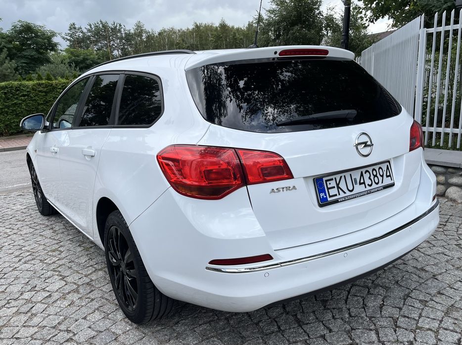 Opel Astra 1.4 benzyna 125KM 2014 rok El.szyby KLIMA NAVI TEMPOMAT