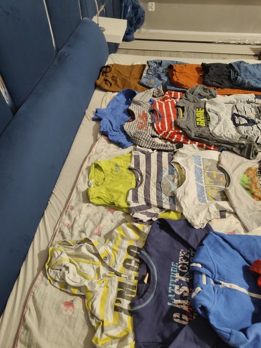 Sprzedam pakę ciuszków rozmiar 110