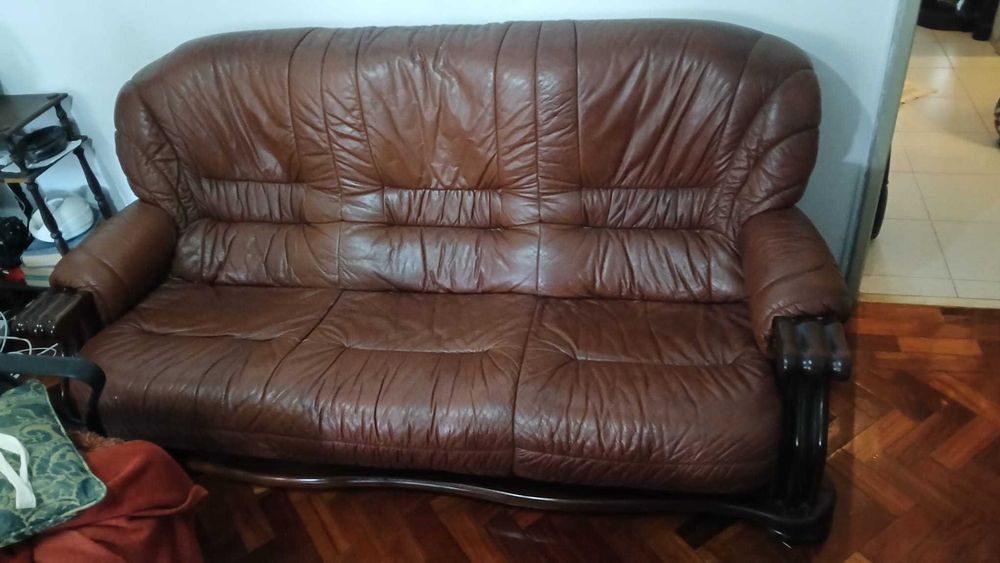 Conjunto Sofá de 3 lugares e os 2 pequenos