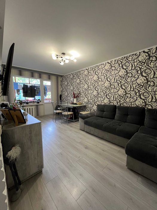 Продається простора 3-на квартира з ремонтом 62м2, р-н Соборності LD