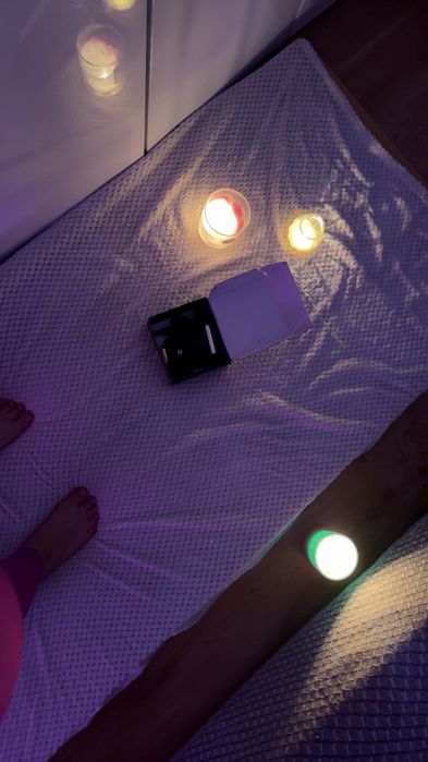 Masaż nogami na macie