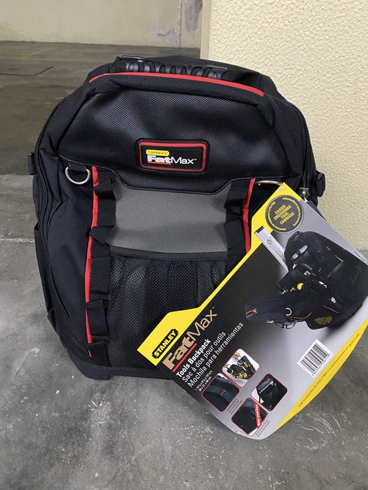 Mochila fatmax nova